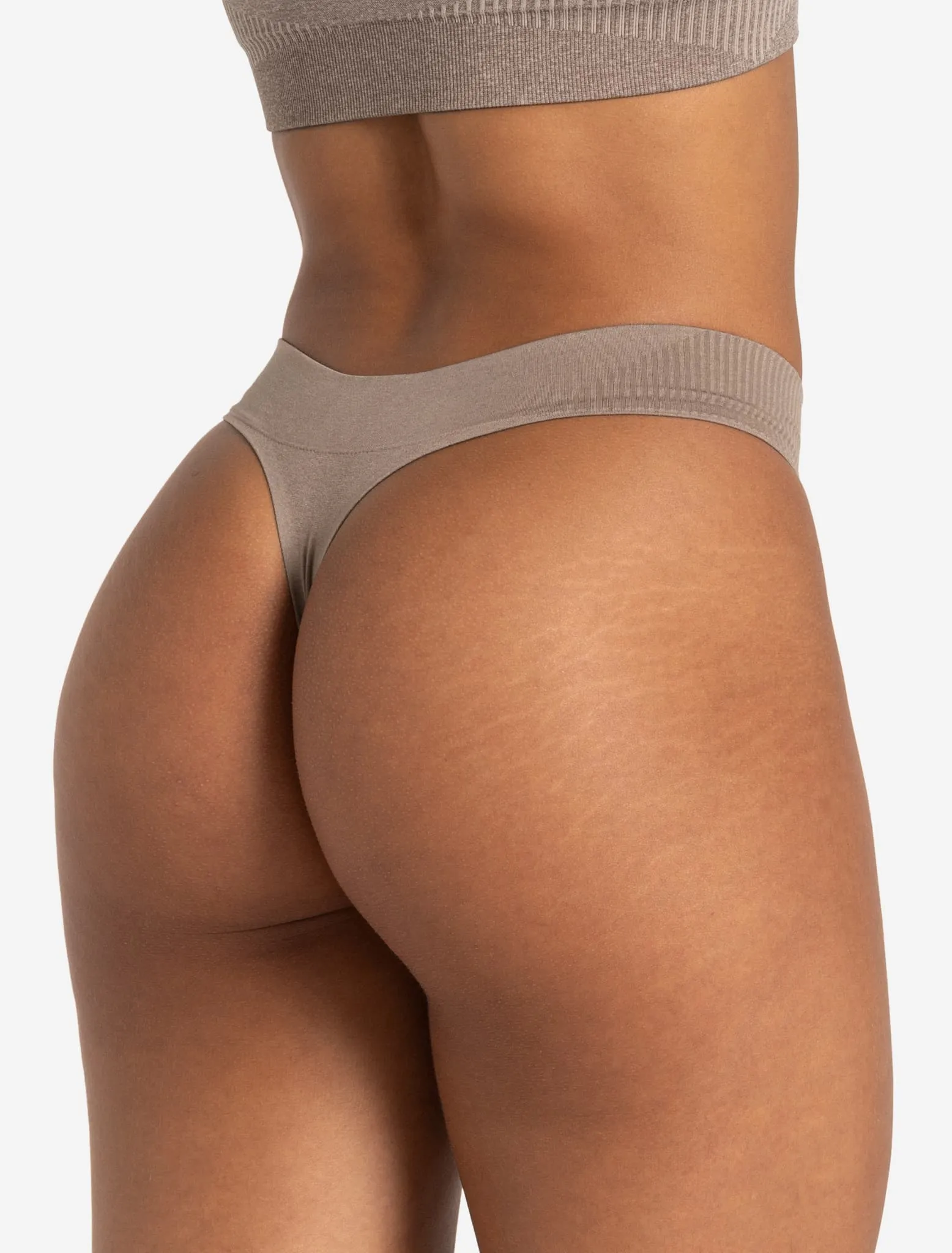 ADAPT 2.0 Seamless Thong - Fawn