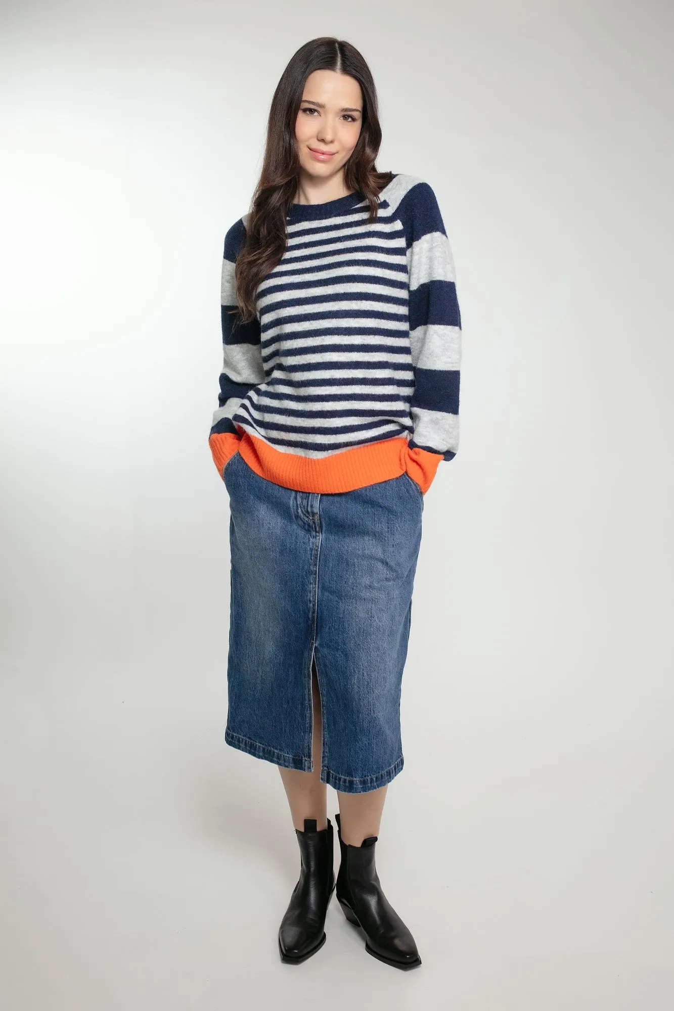 CYNTHIA STRIPE JUMPER IN NAVY MIX