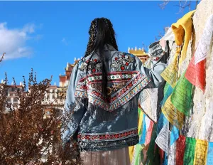 Embroidered Loose Denim Jacket