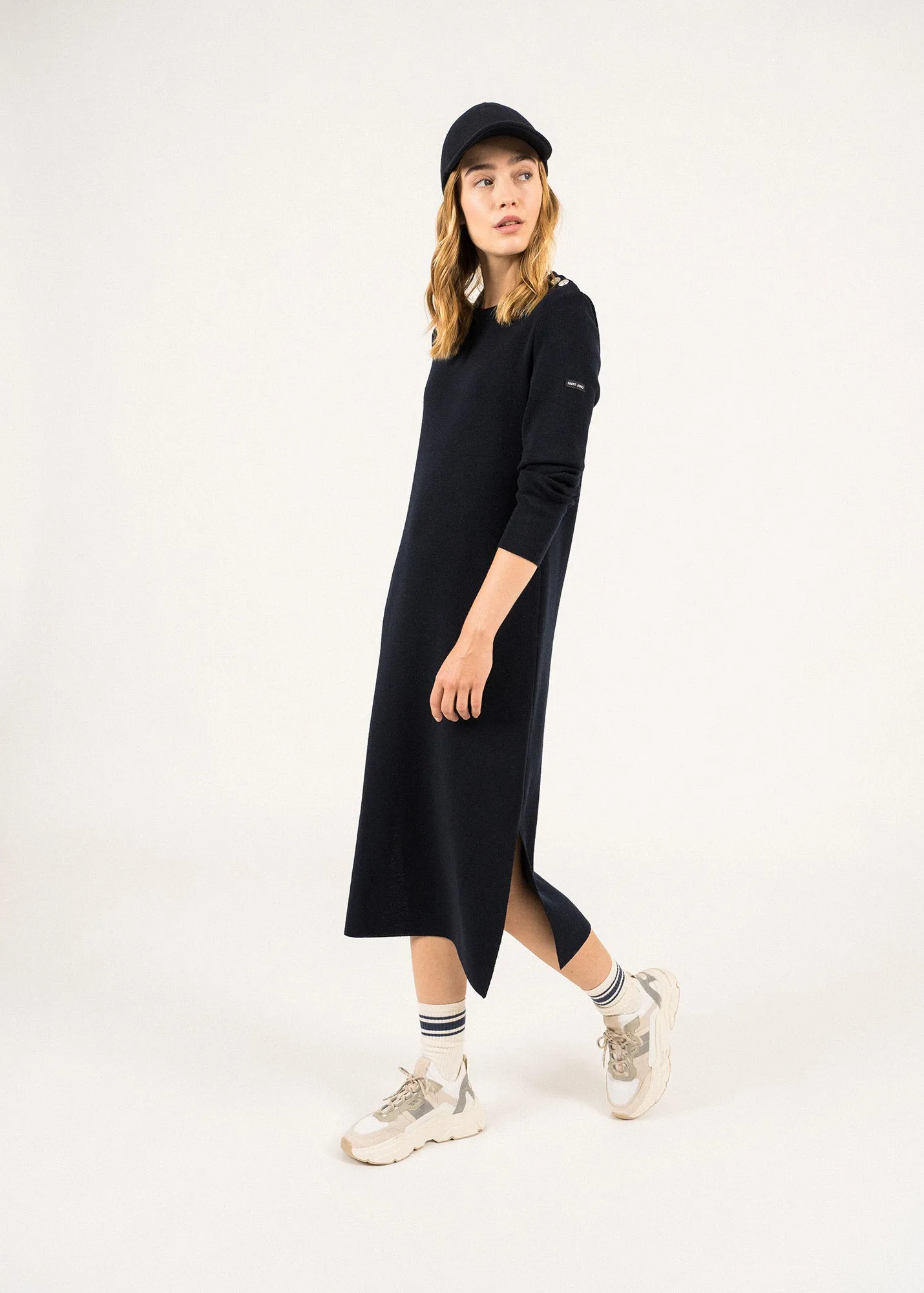 Marée Long Knitted Dress - plain, in wool (NAVY)