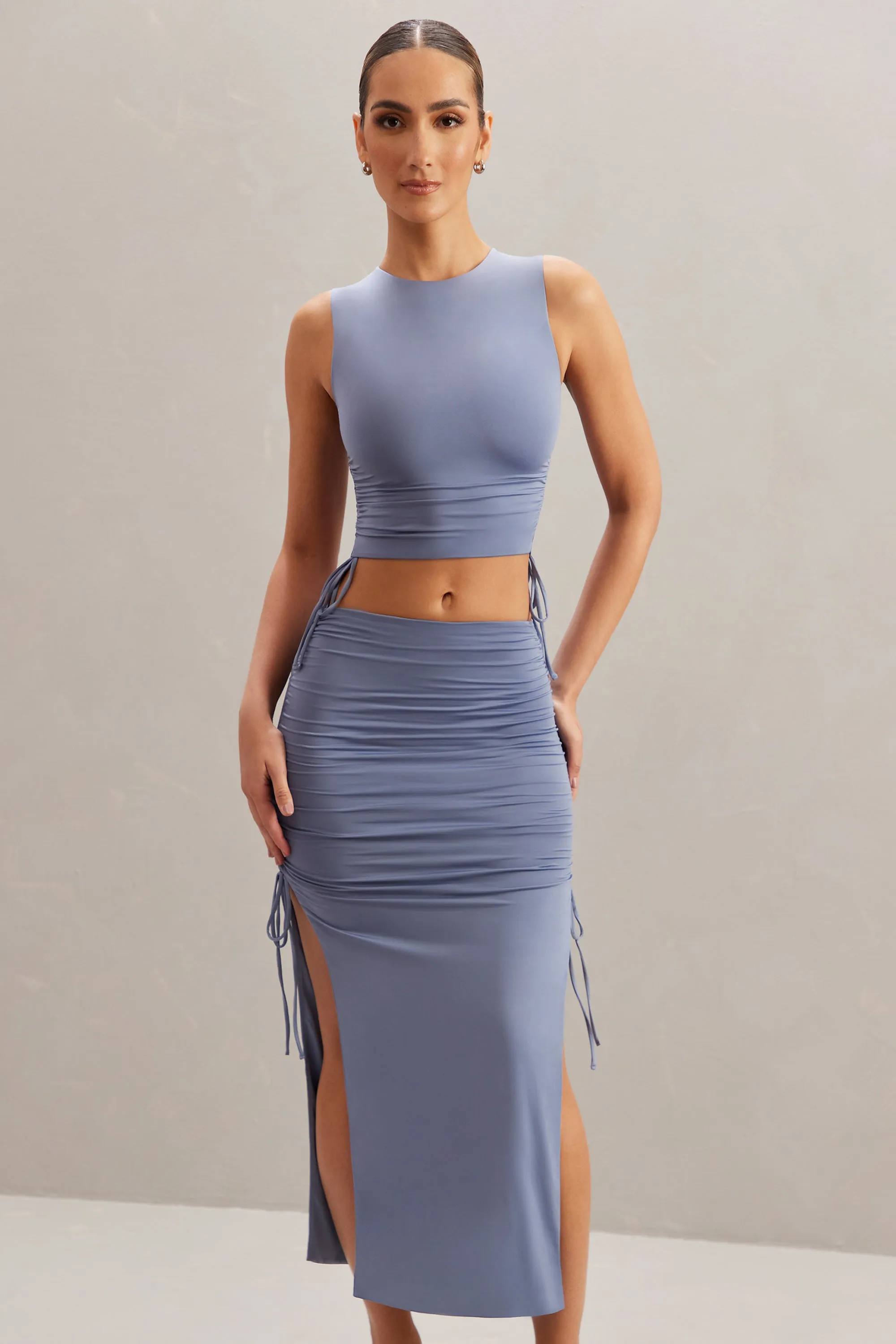 Mid Rise Midi Skirt in Blue